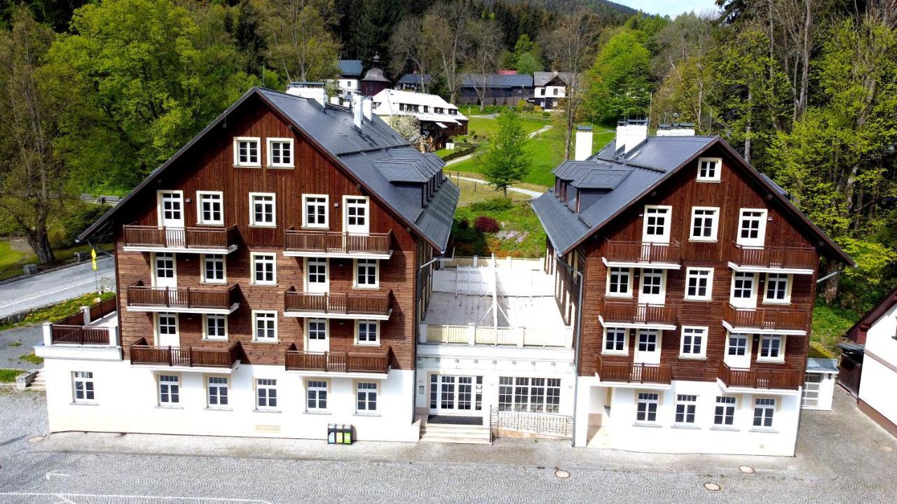 Hubertus Karlova Studanka Aparthotel Exterior foto